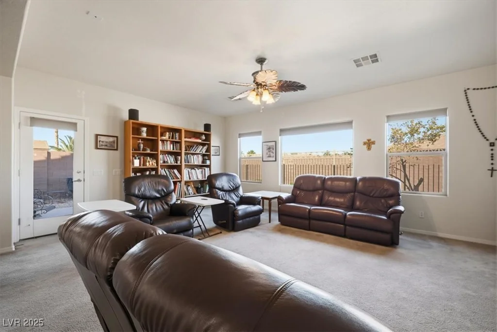 5952 Quintillion, Las Vegas, NV 89122