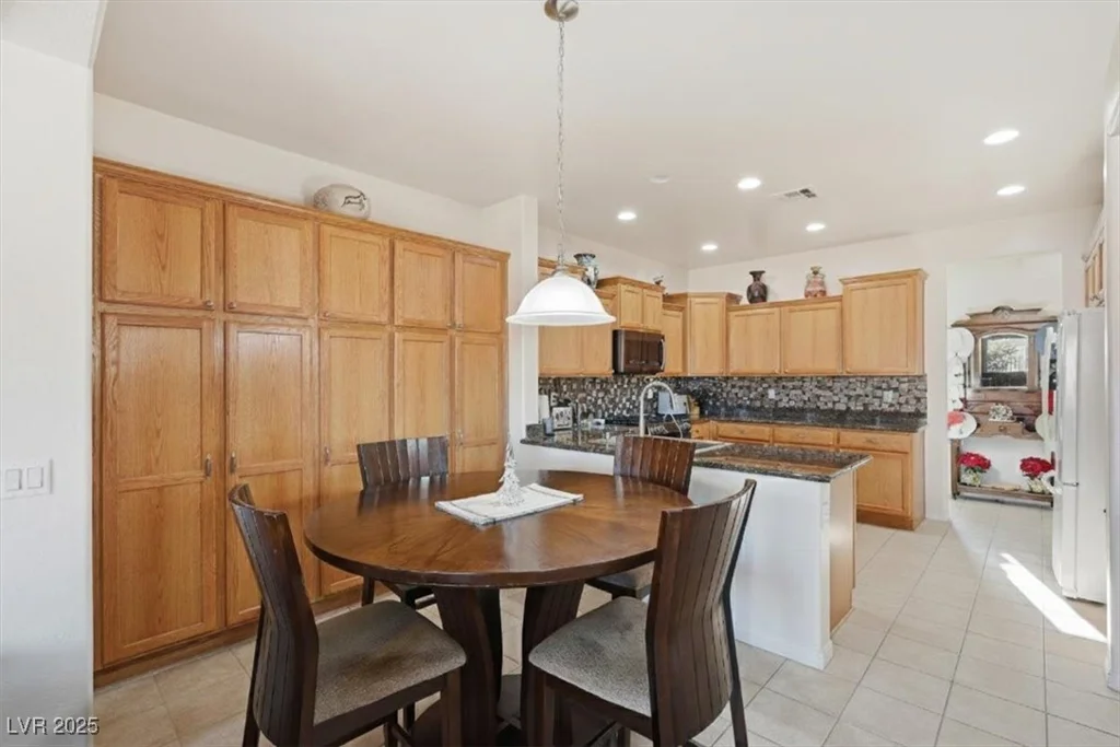 5952 Quintillion, Las Vegas, NV 89122