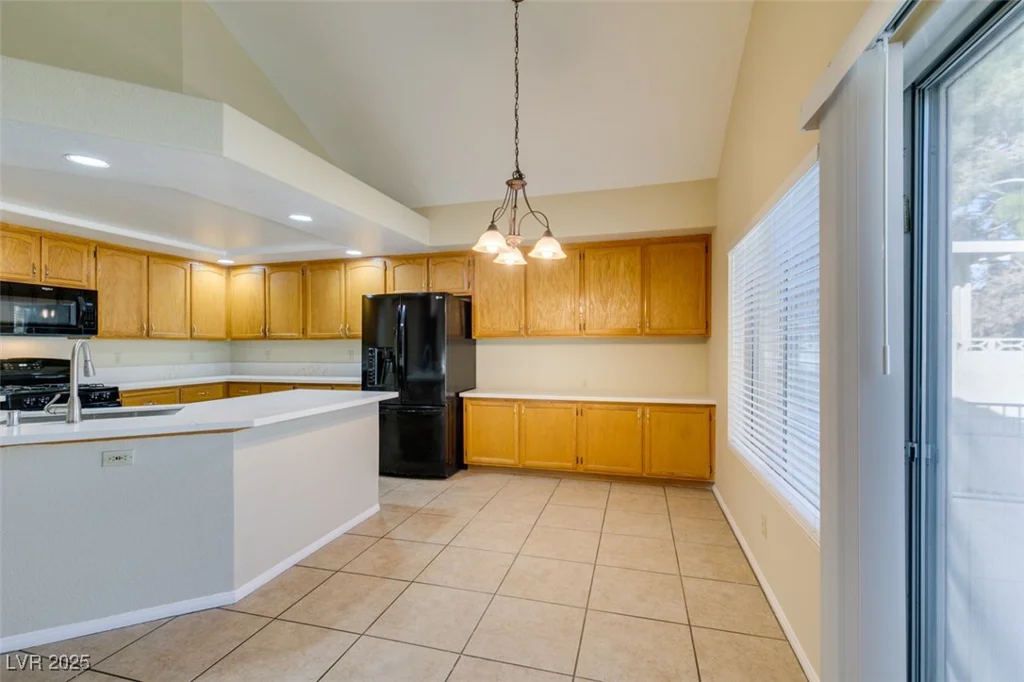 902 Squaw Peak, Henderson, NV 89014