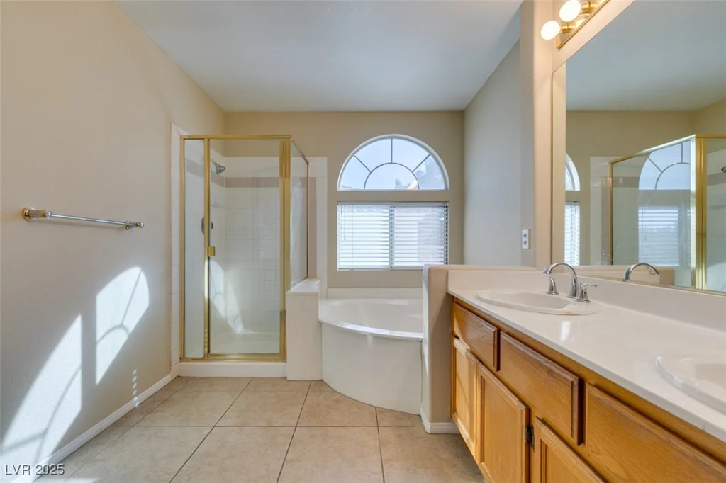 902 Squaw Peak, Henderson, NV 89014