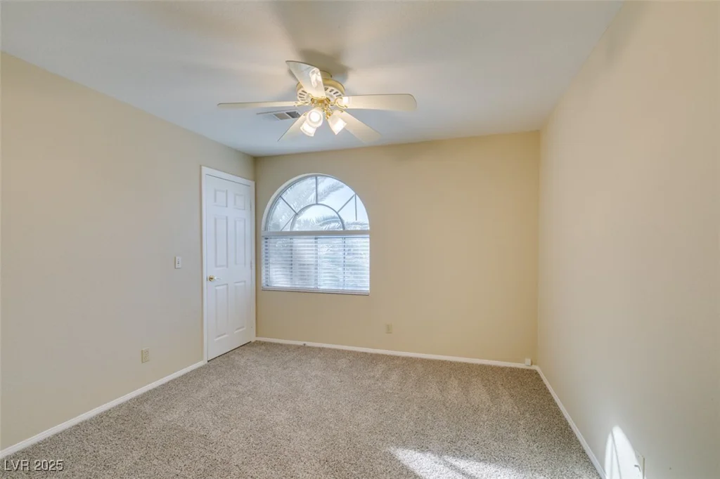 902 Squaw Peak, Henderson, NV 89014
