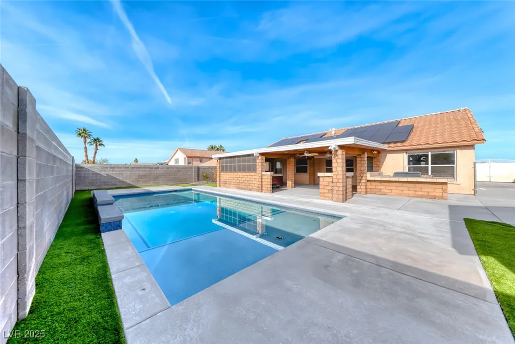 901 River Mountain, Henderson, NV 89015