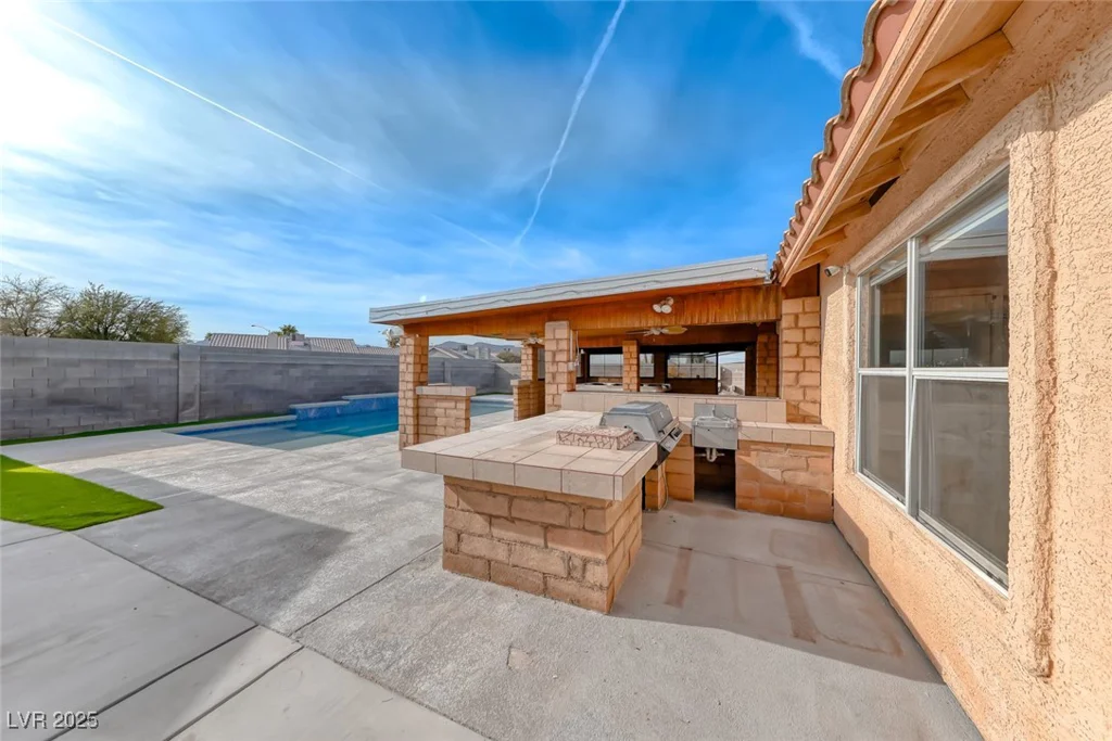 901 River Mountain, Henderson, NV 89015