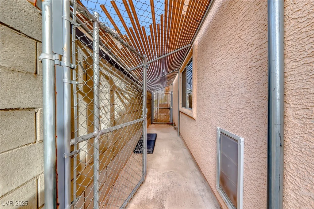 901 River Mountain, Henderson, NV 89015