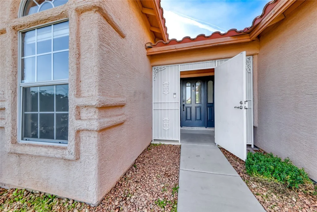 901 River Mountain, Henderson, NV 89015