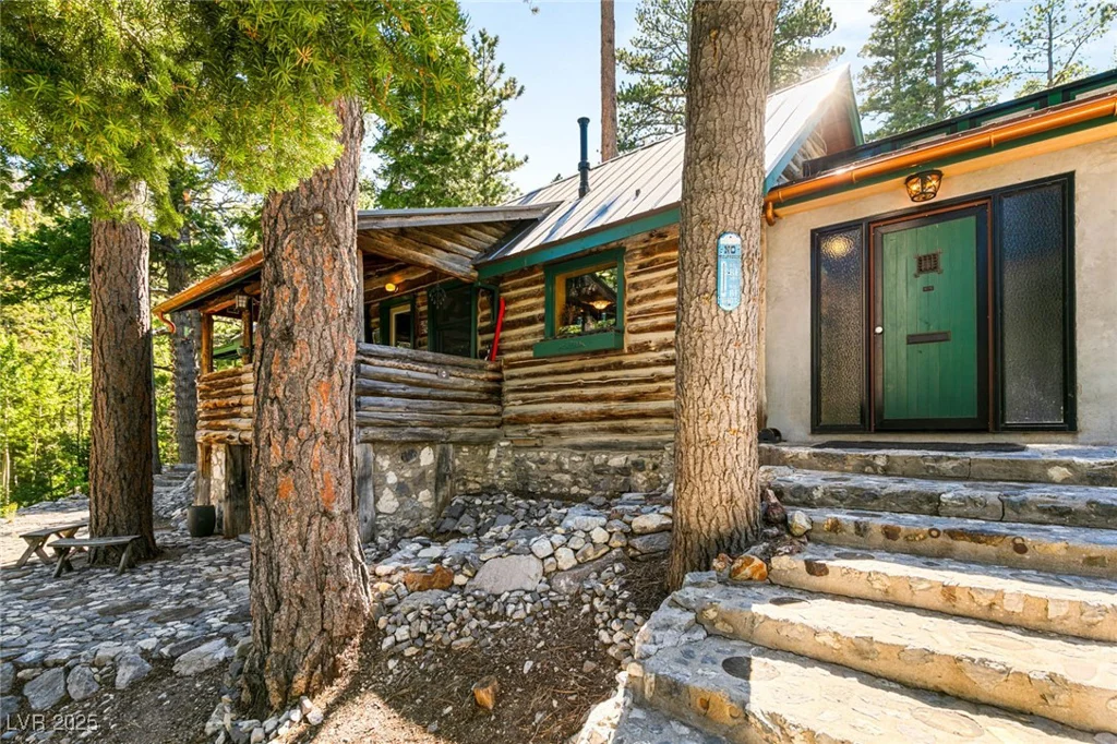 4075 Cougar Ridge, Mount Charleston, NV 89124