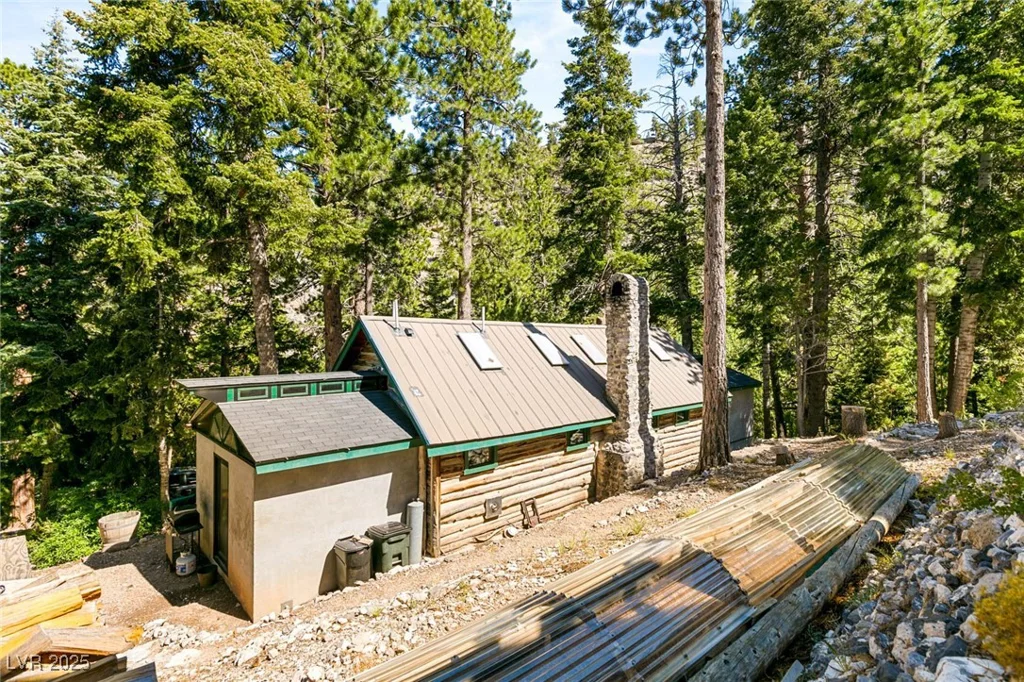 4075 Cougar Ridge, Mount Charleston, NV 89124