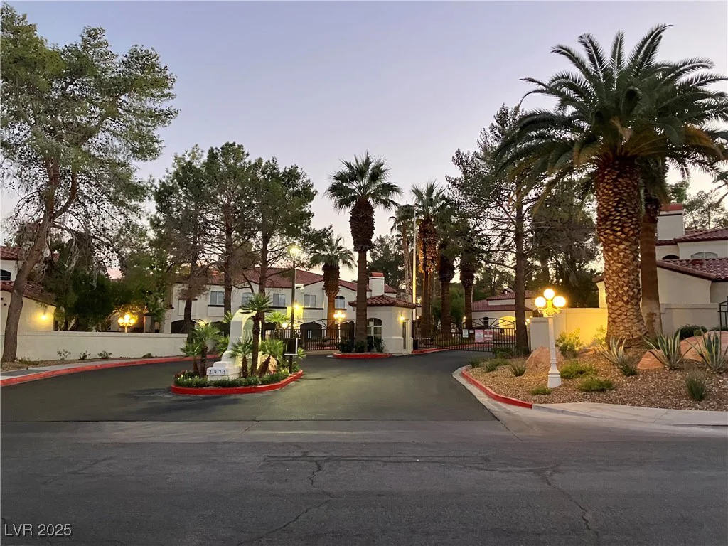 2975 Bluegrass, Henderson, NV 89074