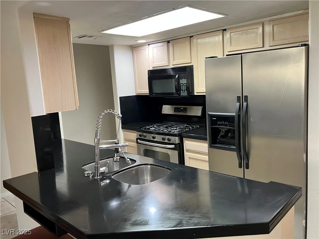 2975 Bluegrass, Henderson, NV 89074