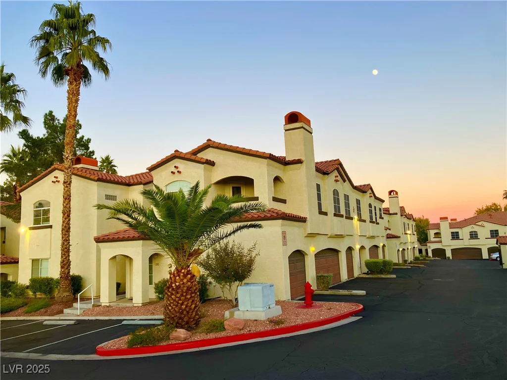 2975 Bluegrass, Henderson, NV 89074