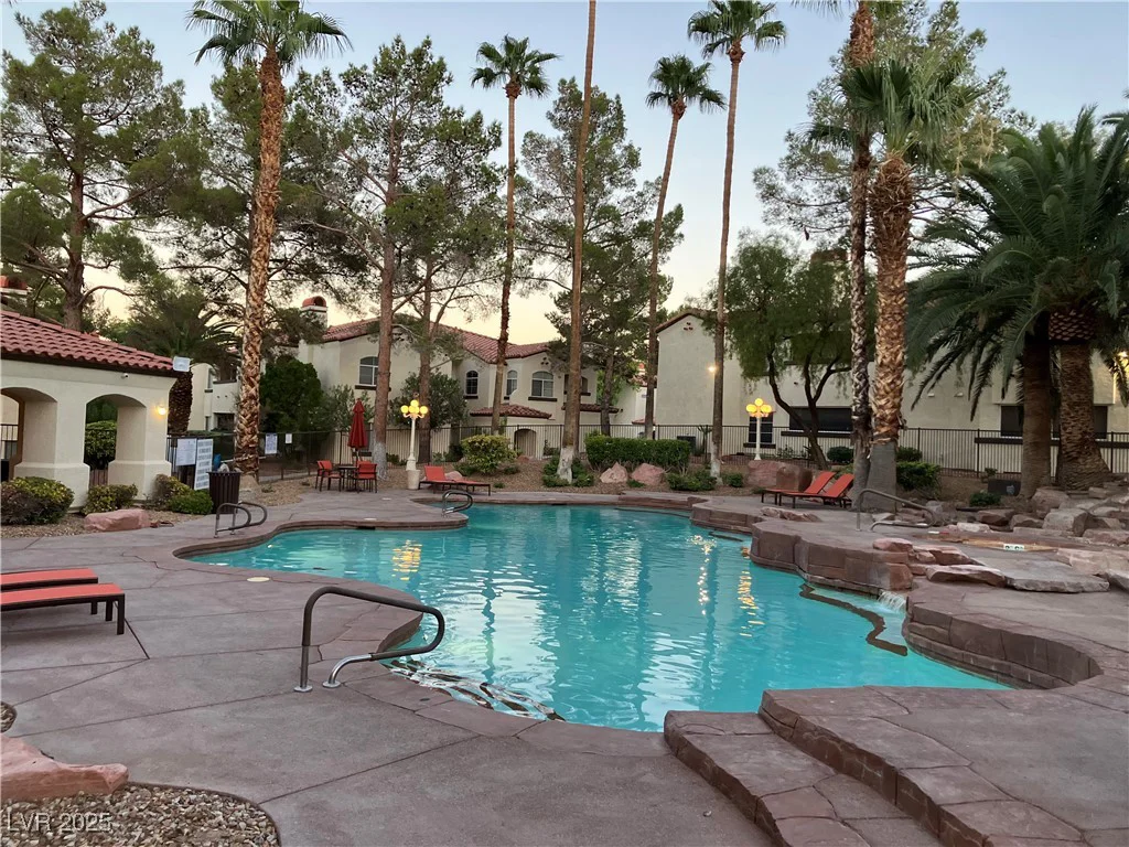 2975 Bluegrass, Henderson, NV 89074