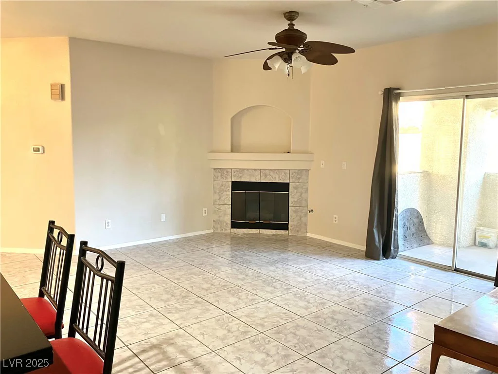 2975 Bluegrass, Henderson, NV 89074