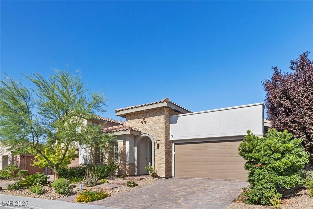 251 Castellari, Las Vegas, NV 89138