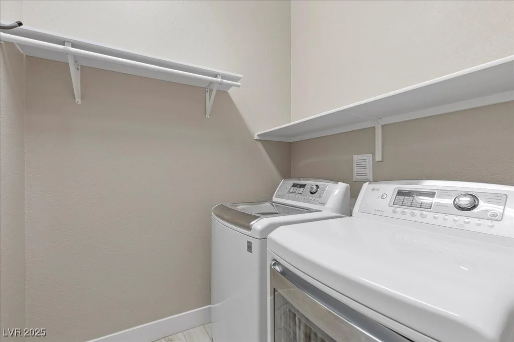 251 Castellari, Las Vegas, NV 89138