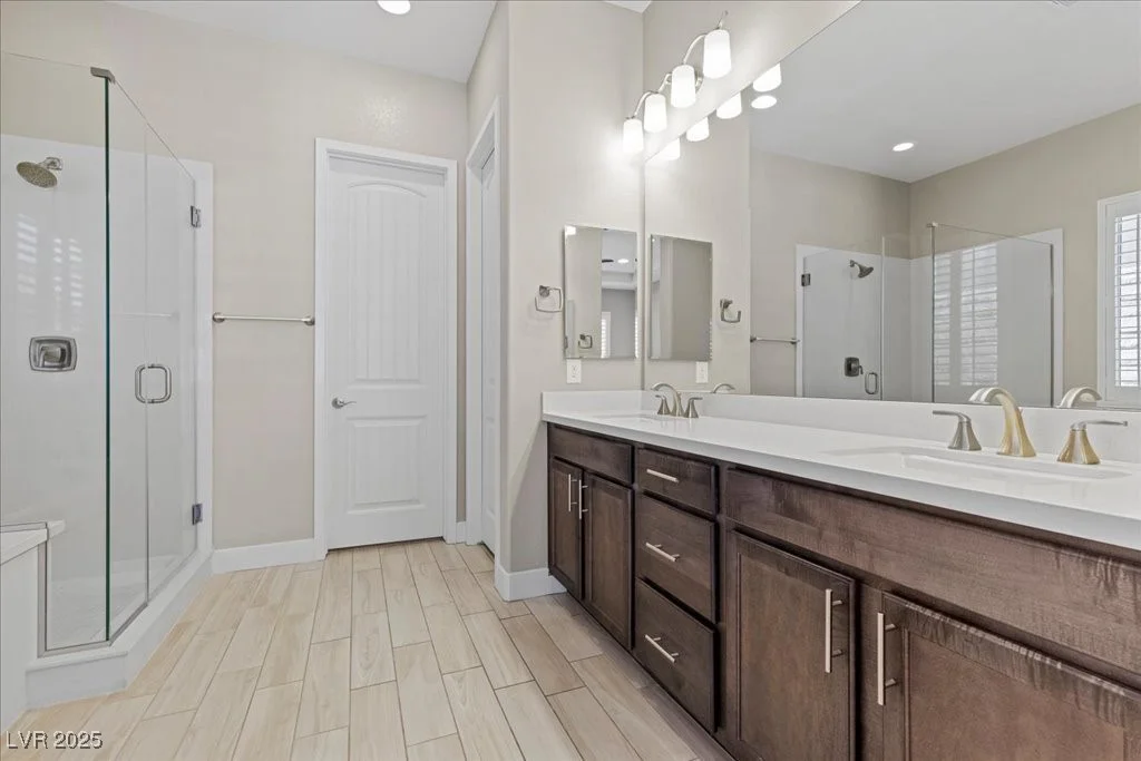 251 Castellari, Las Vegas, NV 89138