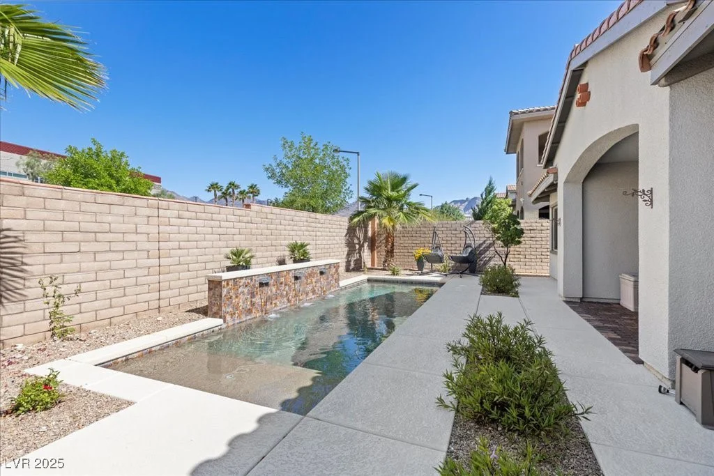251 Castellari, Las Vegas, NV 89138
