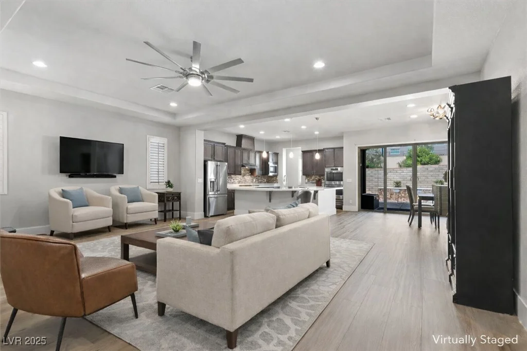 251 Castellari, Las Vegas, NV 89138