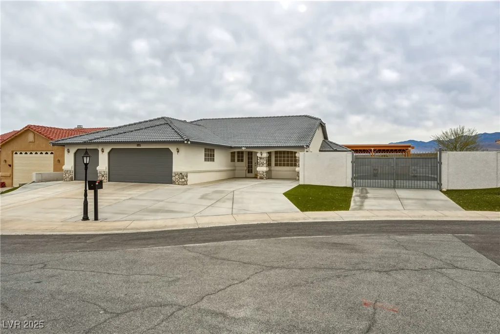 3630 Vineyard, Pahrump, NV 89048