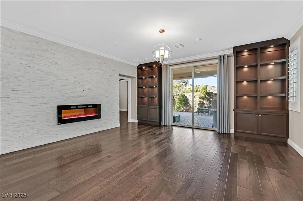 12243 Kings Eagle, Las Vegas, NV 89141