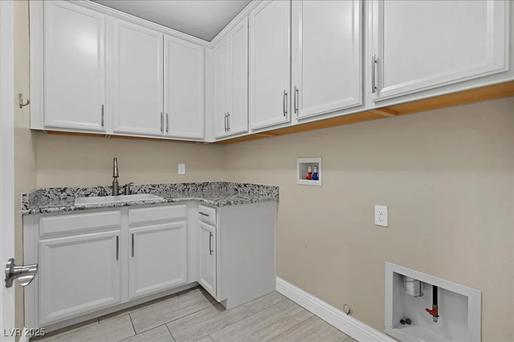 12243 Kings Eagle, Las Vegas, NV 89141