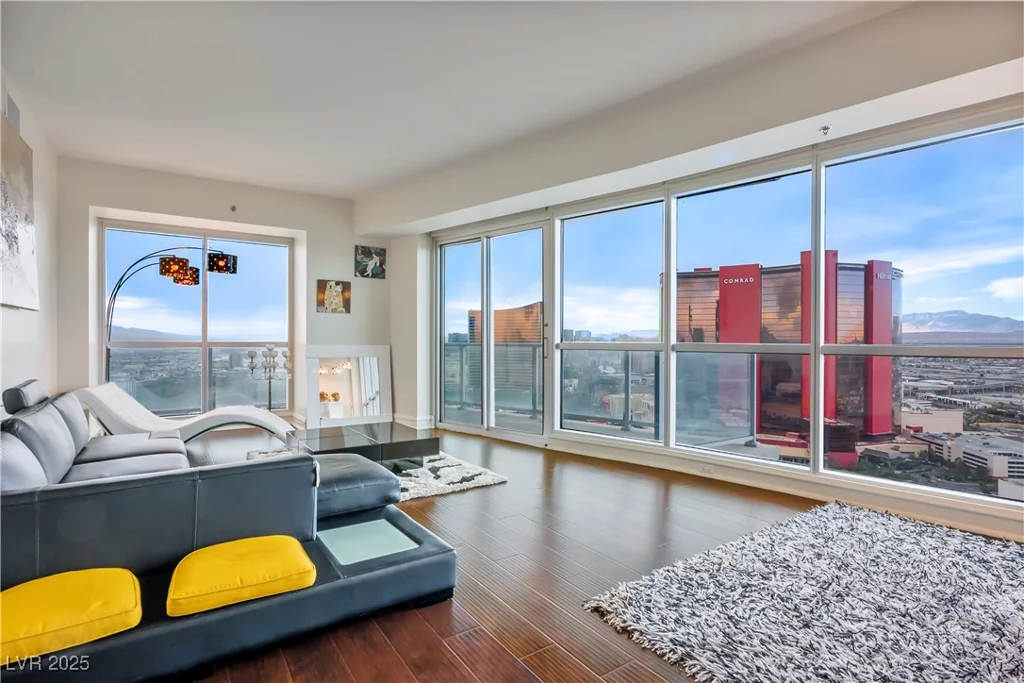 2700 Las Vegas, Las Vegas, NV 89109