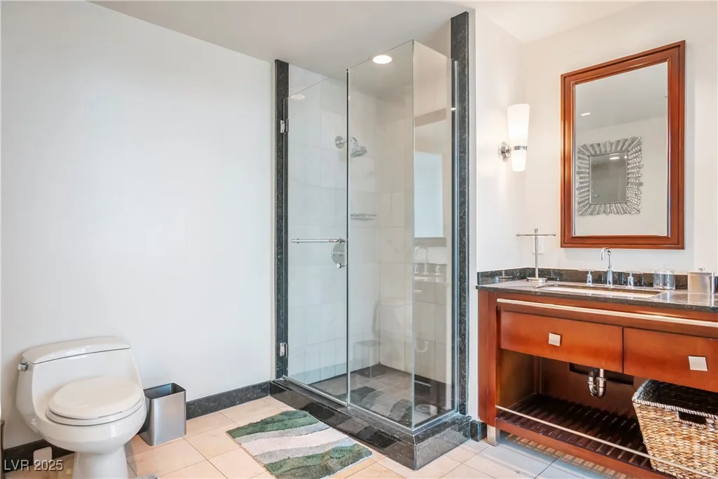 2700 Las Vegas, Las Vegas, NV 89109