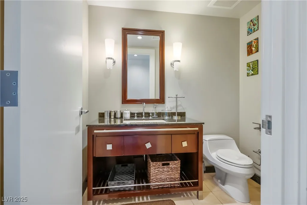 2700 Las Vegas, Las Vegas, NV 89109