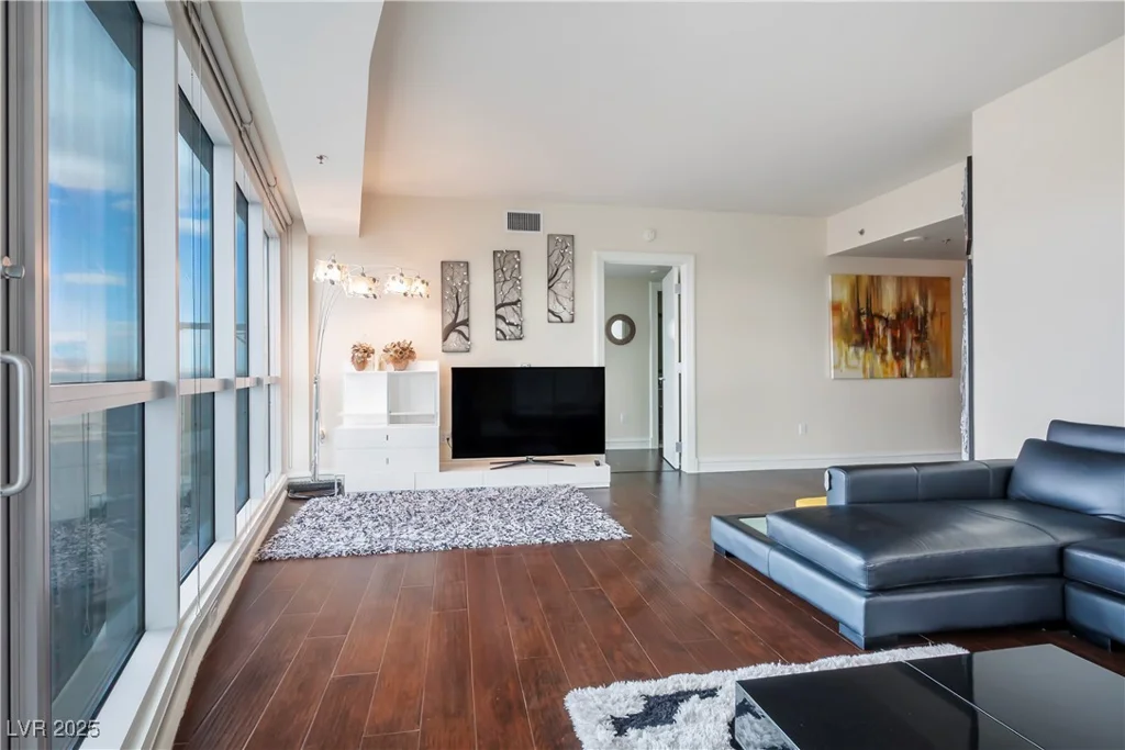 2700 Las Vegas, Las Vegas, NV 89109