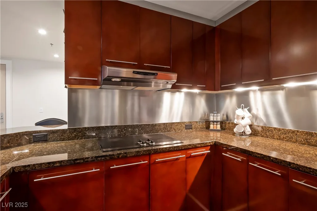 2700 Las Vegas, Las Vegas, NV 89109