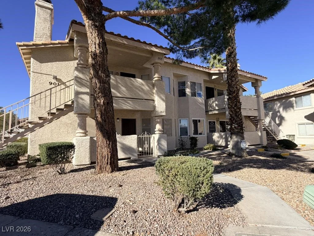 901 Sulphur Springs, Las Vegas, NV 89128