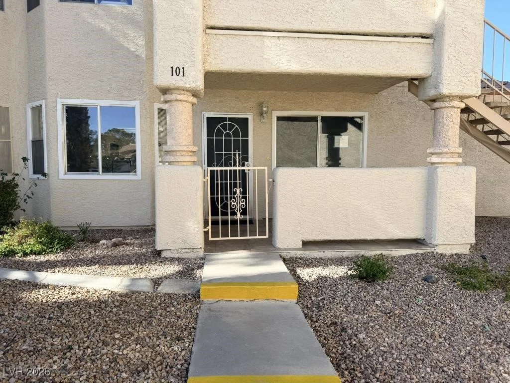901 Sulphur Springs, Las Vegas, NV 89128