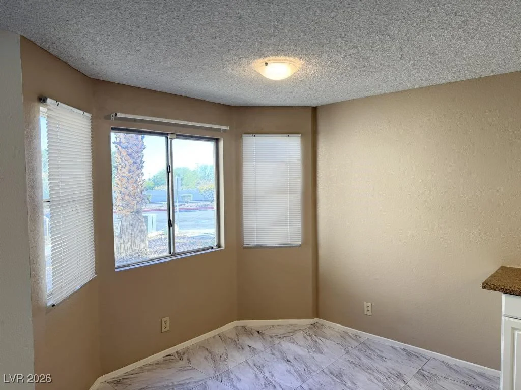 901 Sulphur Springs, Las Vegas, NV 89128