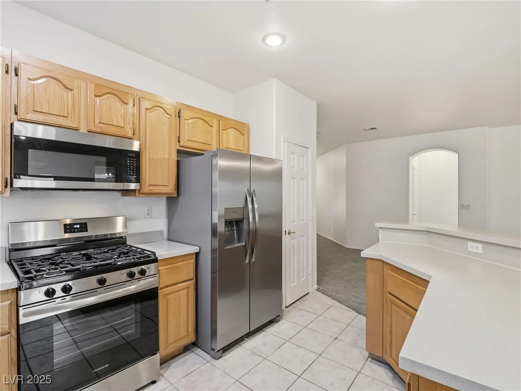 901 Royal Birch, Las Vegas, NV 89144