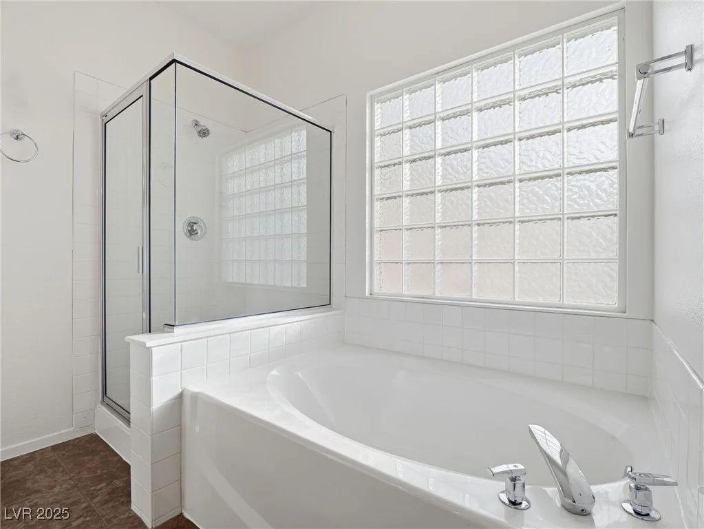901 Royal Birch, Las Vegas, NV 89144
