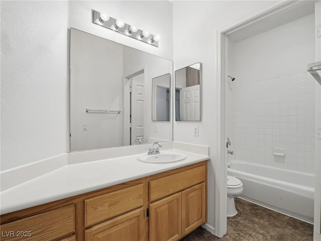 901 Royal Birch, Las Vegas, NV 89144