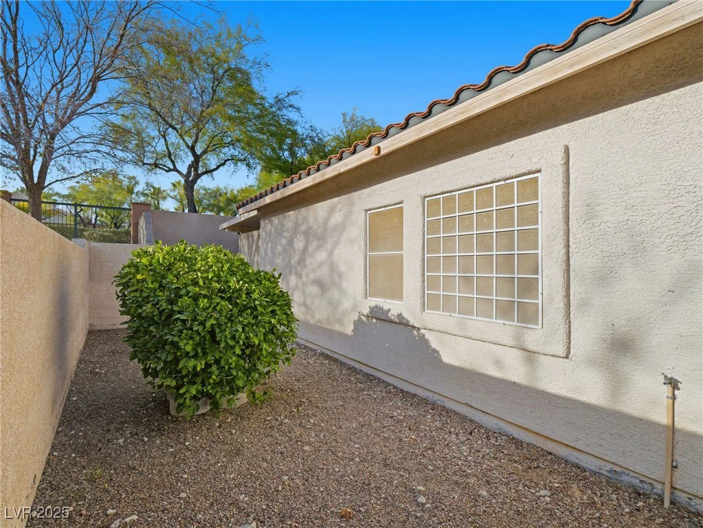 901 Royal Birch, Las Vegas, NV 89144