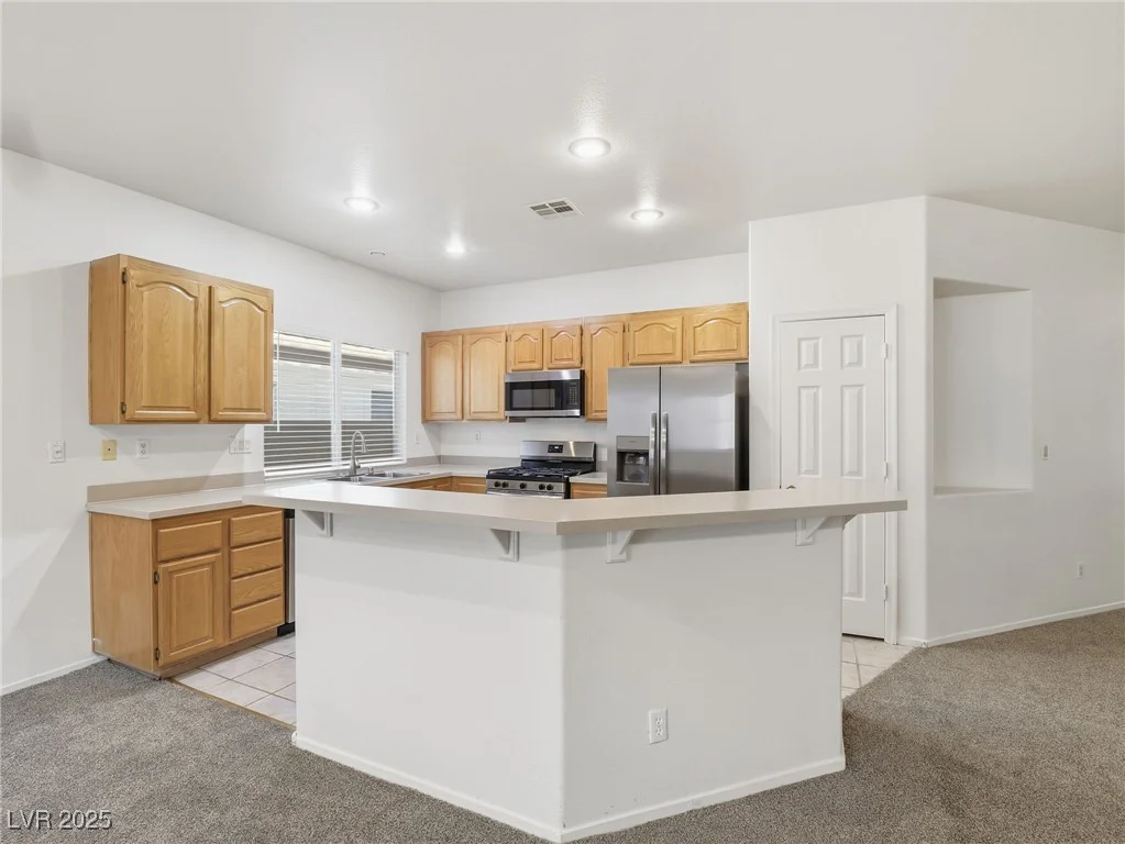 901 Royal Birch, Las Vegas, NV 89144