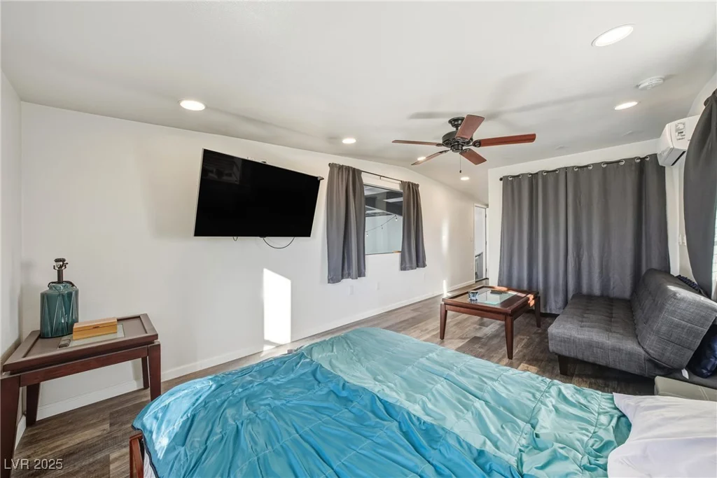 1861 Leslie, Pahrump, NV 89060