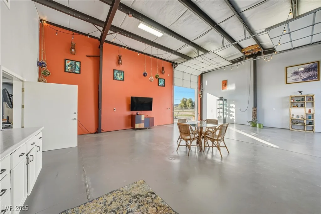 1861 Leslie, Pahrump, NV 89060