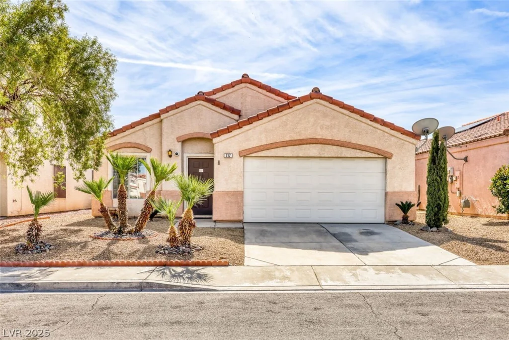 717 Moonlight Mesa, Henderson, NV 89011