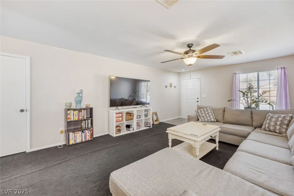 717 Moonlight Mesa, Henderson, NV 89011