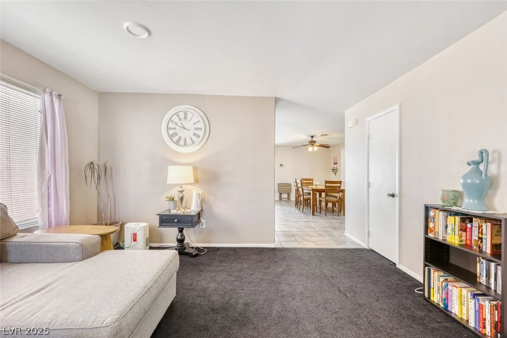 717 Moonlight Mesa, Henderson, NV 89011