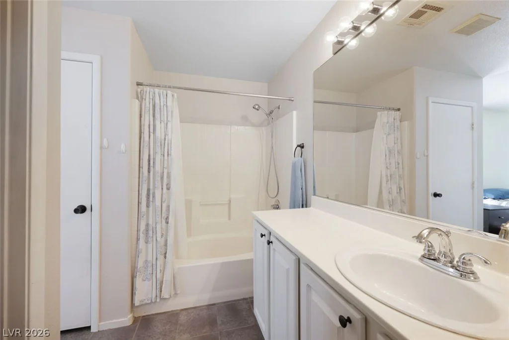 717 Moonlight Mesa, Henderson, NV 89011