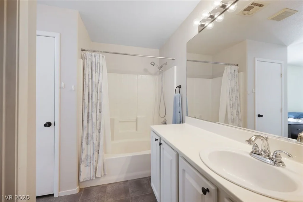 717 Moonlight Mesa, Henderson, NV 89011