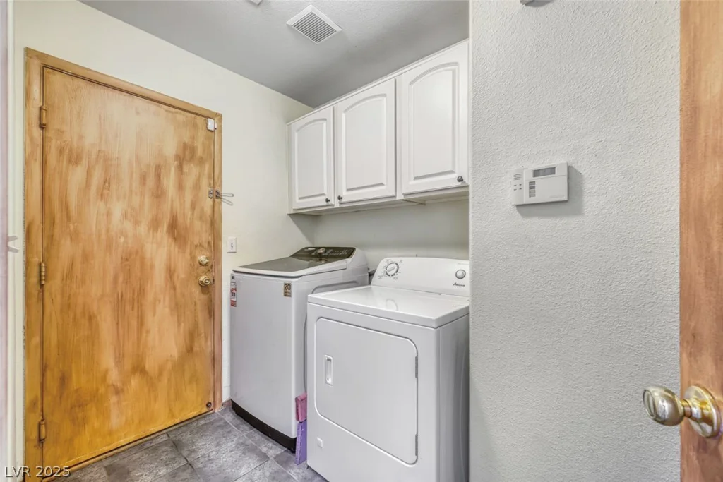 717 Moonlight Mesa, Henderson, NV 89011