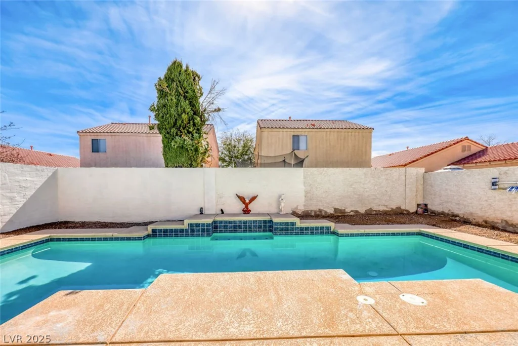 717 Moonlight Mesa, Henderson, NV 89011