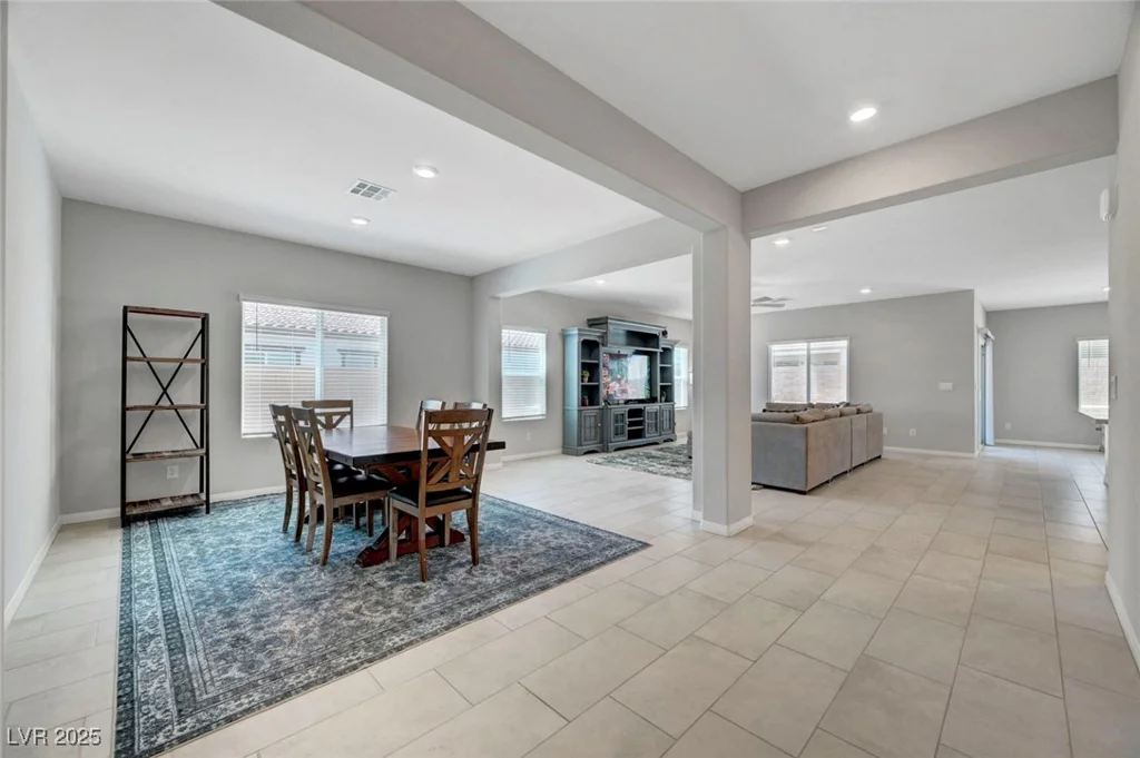 1943 Marks River, North Las Vegas, NV 89084