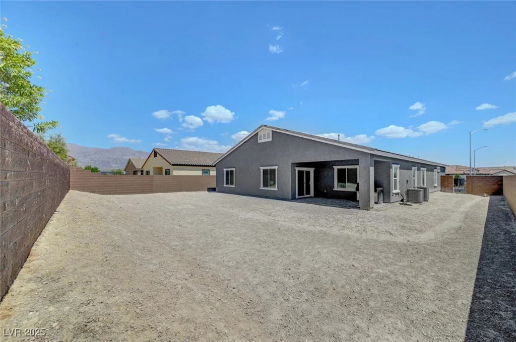 1943 Marks River, North Las Vegas, NV 89084