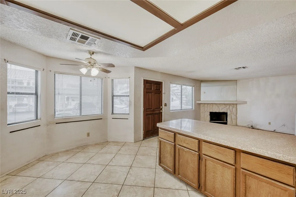 1017 Falconhead, Las Vegas, NV 89128
