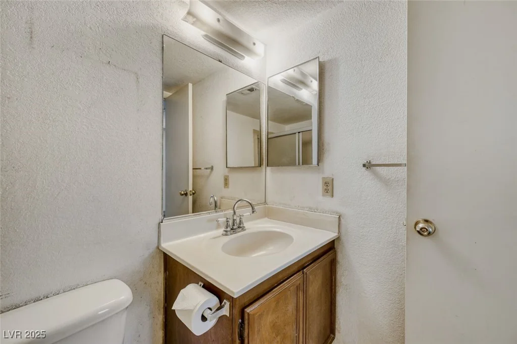 1017 Falconhead, Las Vegas, NV 89128